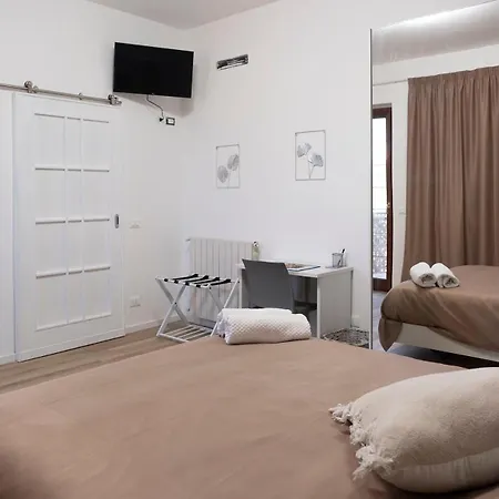 Guest house Due Scale *